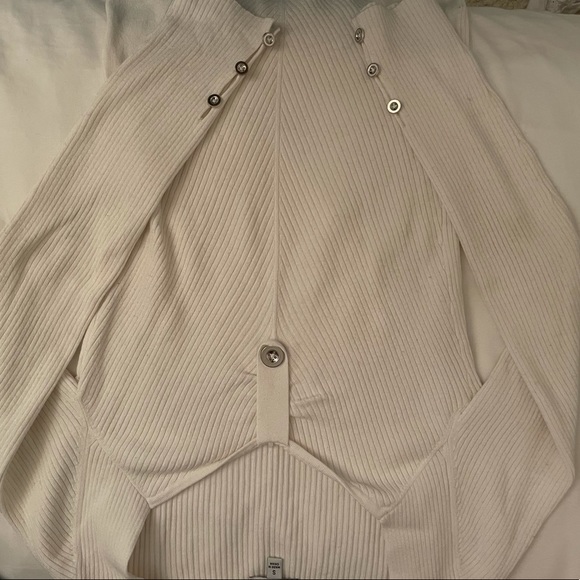 Mendocino white long sleeve top - Picture 1 of 2